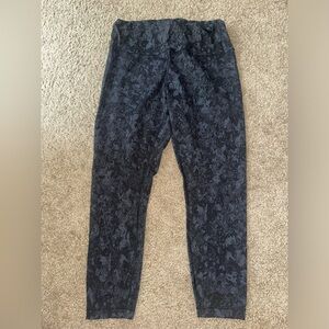 Lululemon black patterned leggings - Size 14